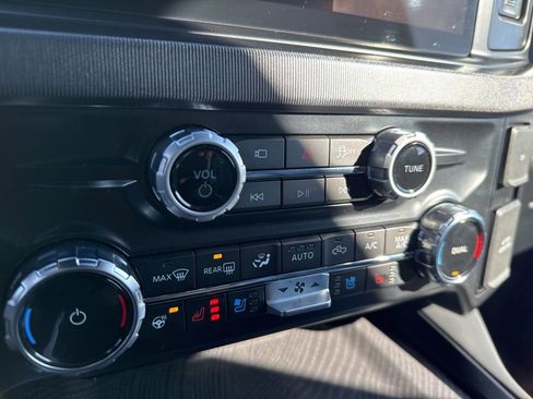 Used 2025 Ford F250 Platinum w/ FX4 Off-Road Package image 20