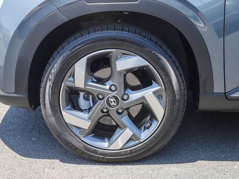 New 2026 Hyundai Venue SEL FWD image 13