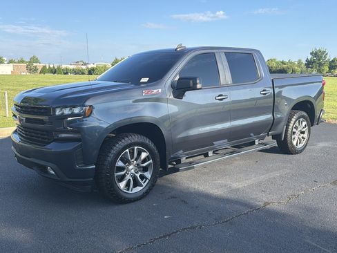 Used 2021 Chevrolet Silverado 1500 RST w/ Convenience Package II AWD/4WD image 5