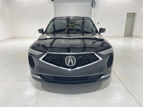 Used 2023 Acura MDX SH-AWD image 3