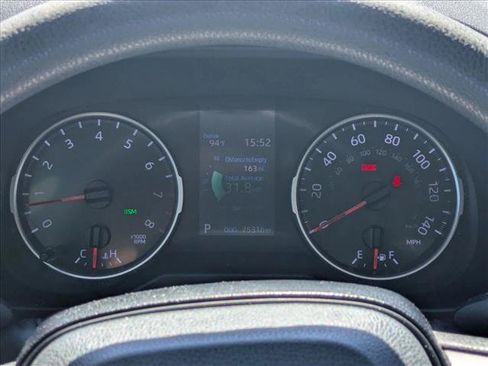 Used 2020 Toyota RAV4 XLE w/ Convenience Package FWD image 10