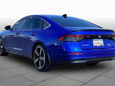 Used 2025 Honda Accord Sport image 11