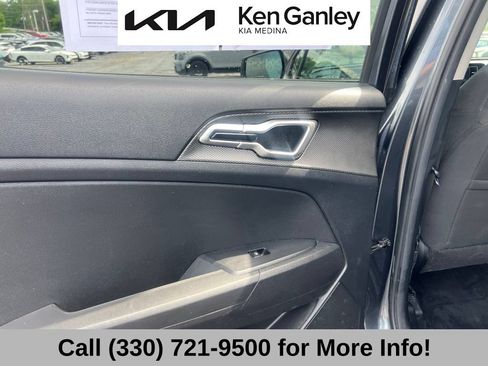 Certified 2023 Kia Sportage LX AWD/4WD image 45