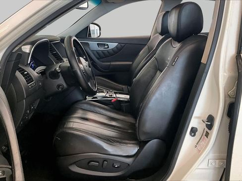 Used 2014 INFINITI QX70 AWD w/ Premium Package image 7
