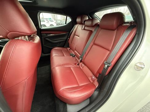 Used 2021 MAZDA MAZDA3 s image 27