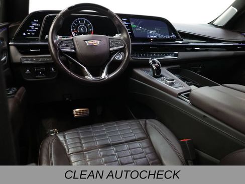 Used 2024 Cadillac Escalade ESV V w/ Heavy-Duty Trailer Package AWD/4WD image 9