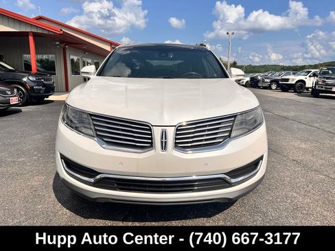 Used 2018 Lincoln MKX Black Label AWD/4WD image 2