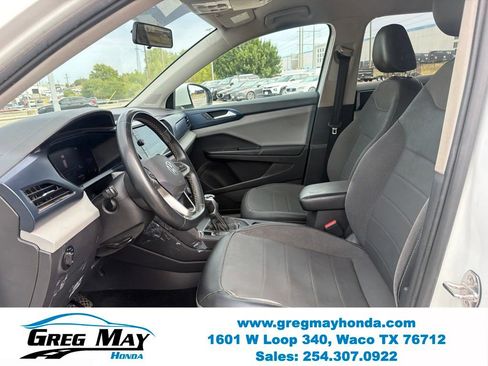 Used 2022 Volkswagen Taos SE FWD image 12