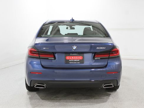 Certified 2023 BMW 530i xDrive w/ Premium Package image 21