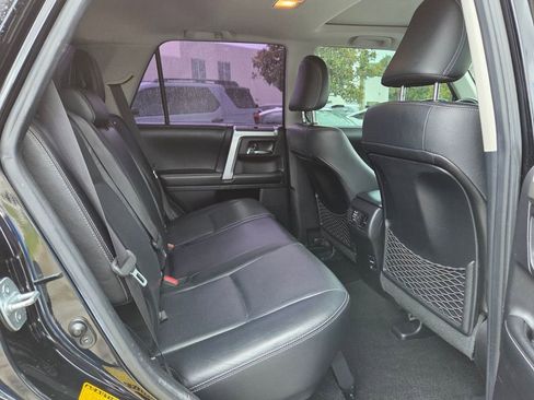 Used 2015 Toyota 4Runner Limited RWD image 16