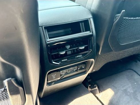 Used 2023 Jeep Grand Cherokee 4WD 4xe image 34