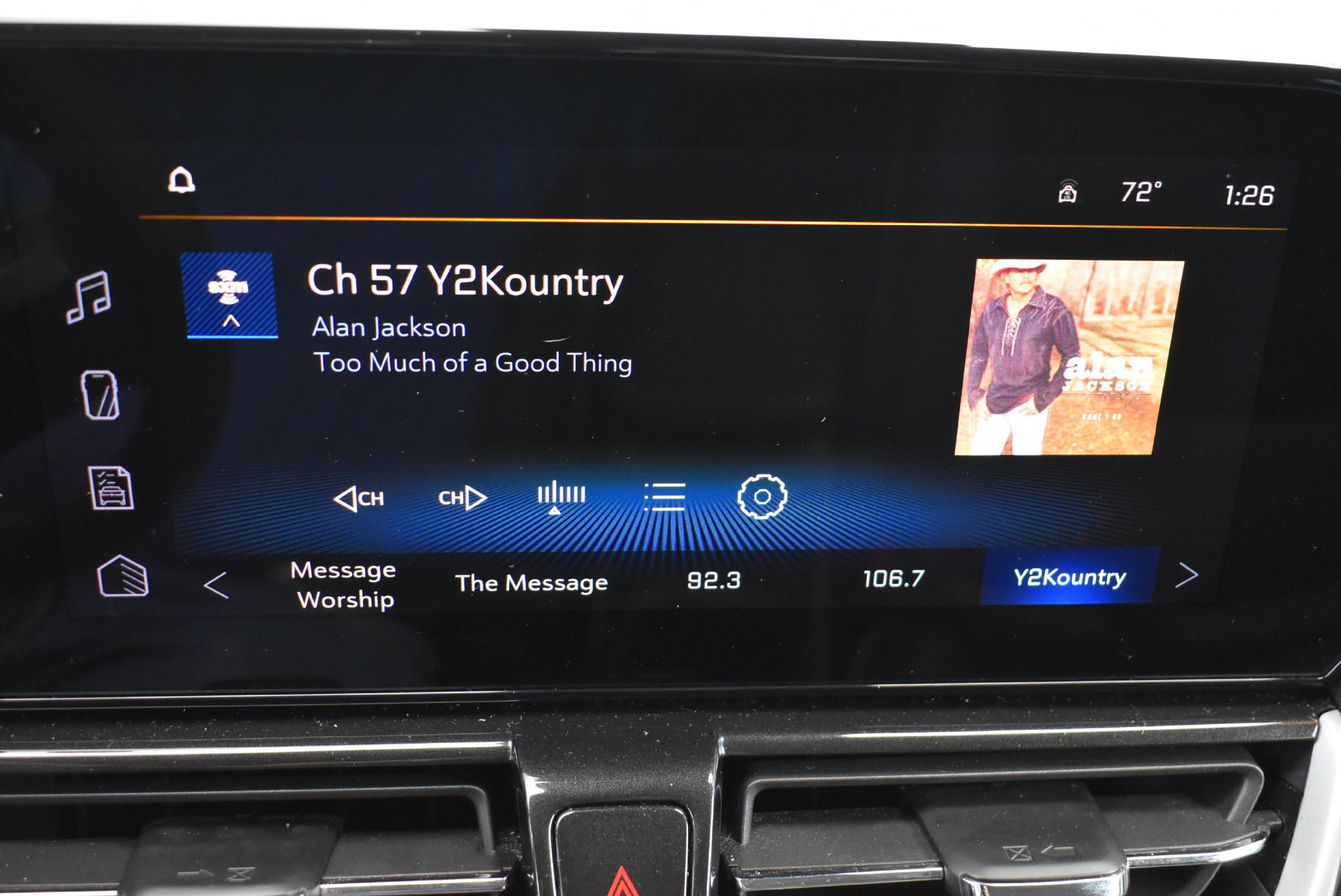 Used 2025 Chevrolet TrailBlazer LT AWD/4WD image 26
