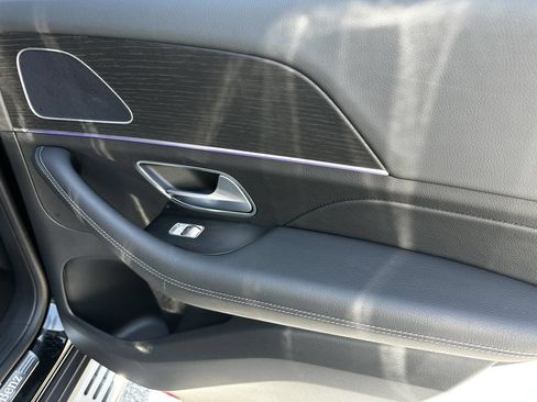 Certified 2025 Mercedes-Benz GLE 350 4MATIC w/ AMG Line Exterior image 19