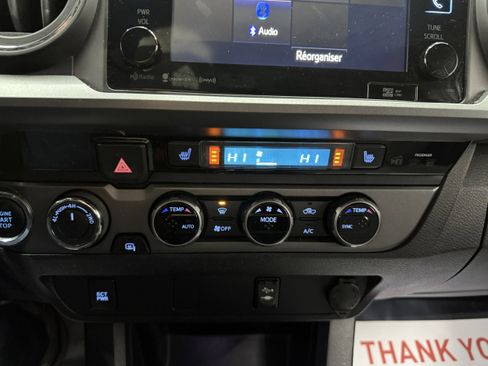 Used 2017 Toyota Tacoma TRD Off-Road image 21