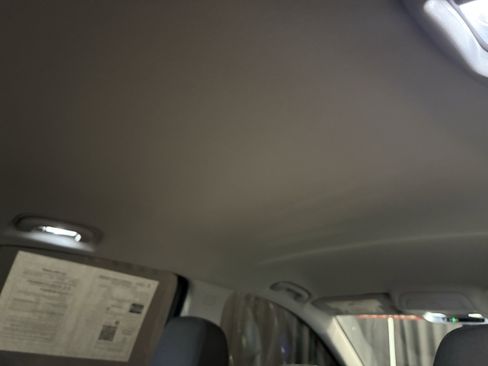 Used 2022 Chevrolet Equinox LT FWD image 35