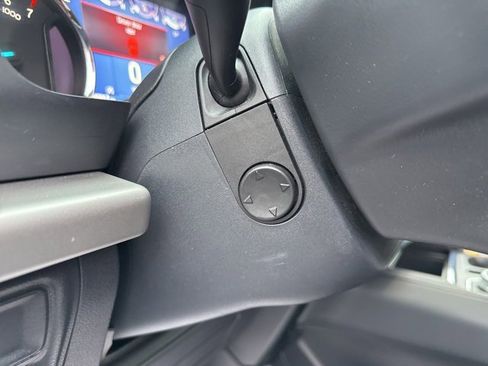 Used 2024 Ford Expedition XLT image 36