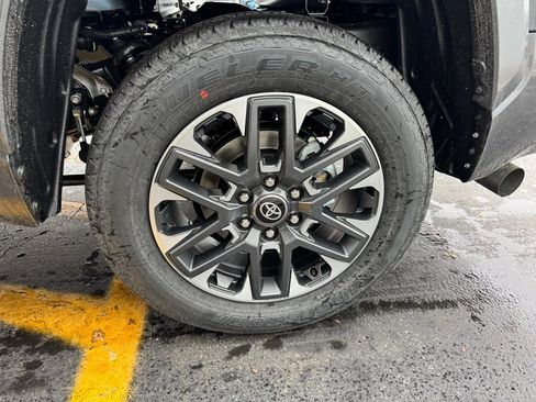 New 2025 Toyota Tundra Limited image 7