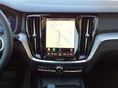 Certified 2025 Volvo S60 B5 Core FWD image 14