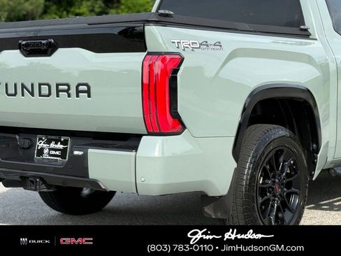 Used 2024 Toyota Tundra Platinum w/ TRD Off-Road Package AWD/4WD image 17