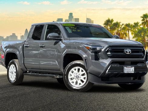 Certified 2026 Toyota Tacoma SR5 image 2