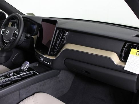 New 2026 Volvo XC60 B5 Plus w/ Protection Package Premier image 9