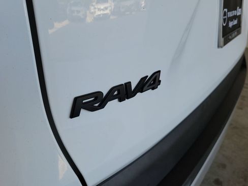 Used 2023 Toyota RAV4 Adventure AWD/4WD image 8