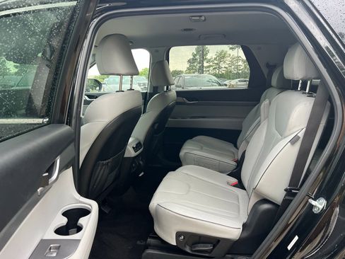 Used 2025 Hyundai Palisade SEL FWD image 18