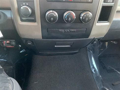 Used 2012 RAM 2500 ST w/ PWR & Remote Entry Group image 33