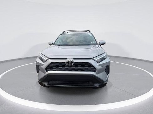 Certified 2022 Toyota RAV4 XLE image 3