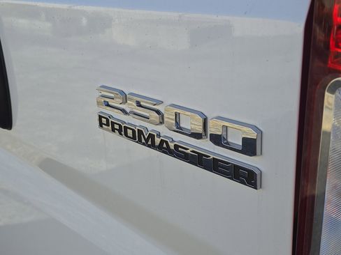 Used 2025 RAM ProMaster 2500 w/ Storage Group image 6
