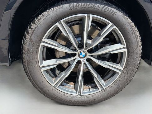 Used 2021 BMW X5 xDrive40i w/ M Sport Package AWD/4WD image 10
