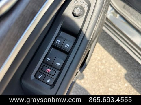 Used 2022 Jeep Grand Cherokee L Limited AWD/4WD image 15