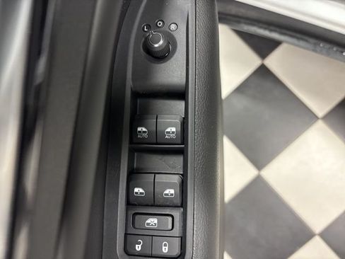 Used 2026 Jeep Compass Latitude AWD/4WD image 11