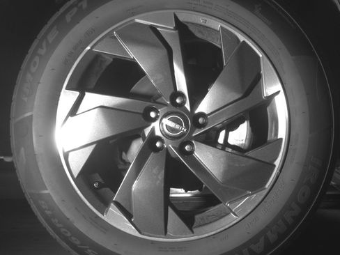 Used 2025 Nissan Rogue SV image 13