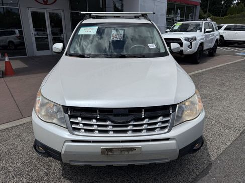 Used 2013 Subaru Forester 2.5X Limited AWD/4WD image 9