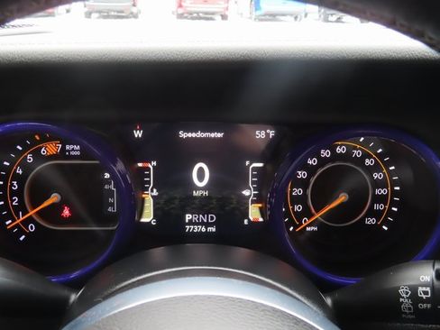 Used 2020 Jeep Wrangler Unlimited Sahara w/ Cold Weather Group image 32