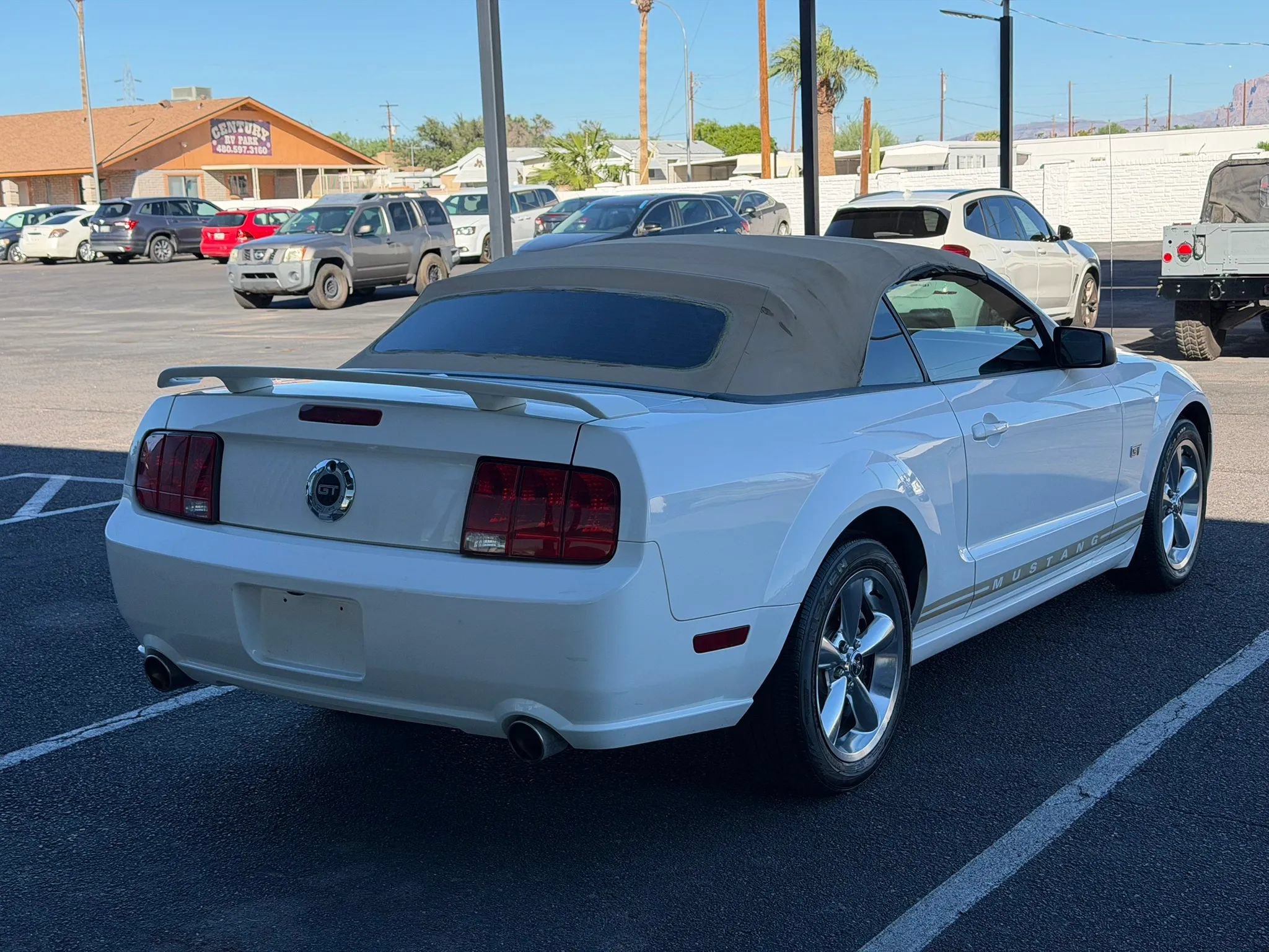 Used 2006 Ford Mustang GT RWD image 11