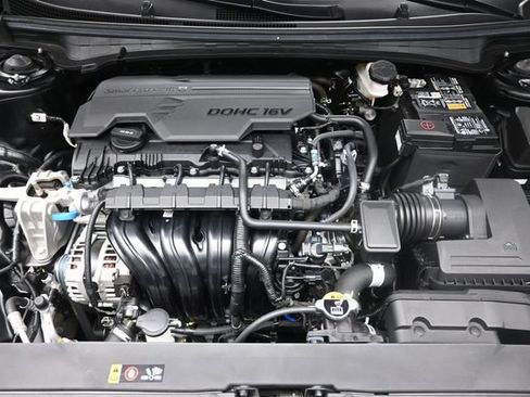Used 2025 Kia K4 FWD image 28