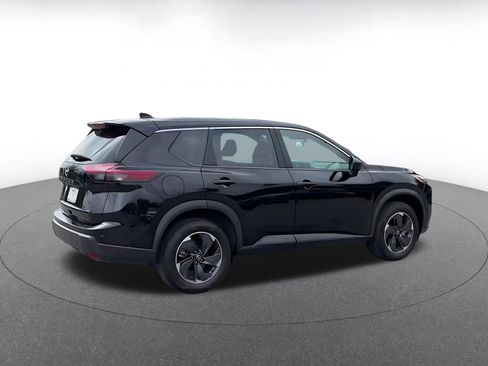 Used 2025 Nissan Rogue SV FWD image 14