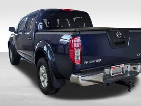 Used 2011 Nissan Frontier SV w/ SV Premium Utility Pkg image 3