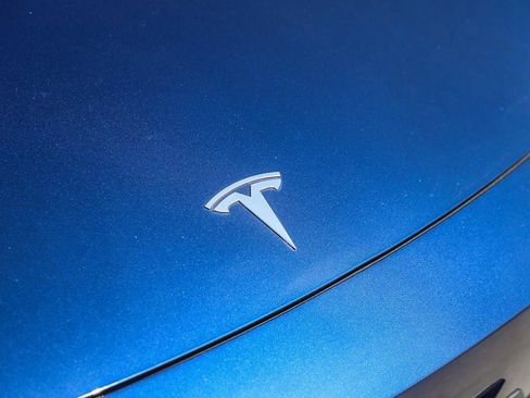 Used 2024 Tesla Model 3 Performance AWD/4WD image 5