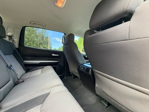 Used 2014 Toyota Tundra SR5 w/ SR5 Upgrade Package AWD/4WD image 24