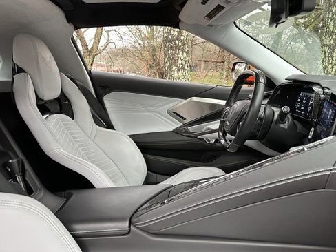 Used 2023 Chevrolet Corvette Z06 w/ Z07 Performance Package image 36