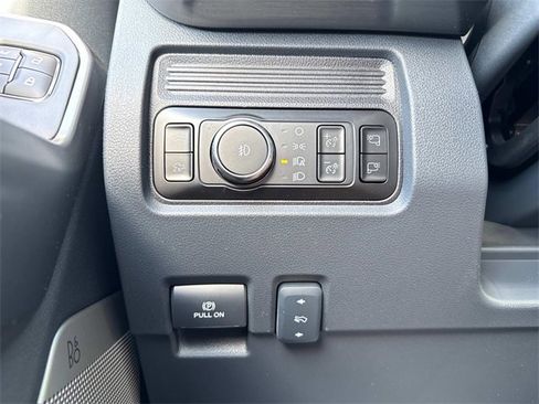 New 2025 Ford F250 Lariat w/ Lariat Ultimate Package image 20