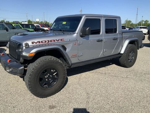 Used 2021 Jeep Gladiator Mojave AWD/4WD image 4