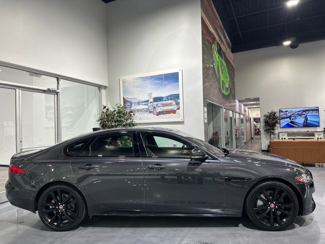 Used 2019 Jaguar XF S AWD/4WD image 25