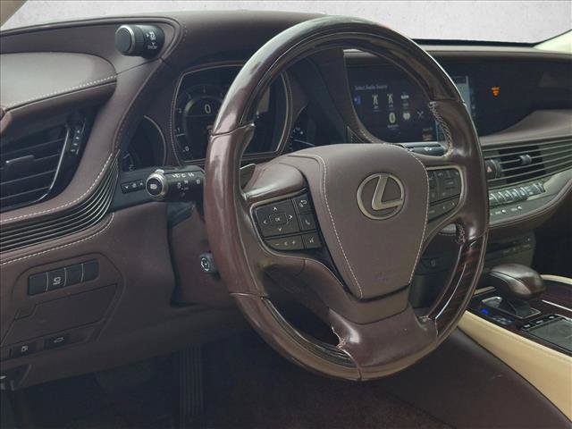 Used 2018 Lexus LS 500 w/ Interior Upgrade Package RWD image 4