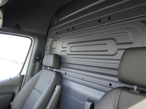 Used 2024 Mercedes-Benz Sprinter 144 Cargo image 14