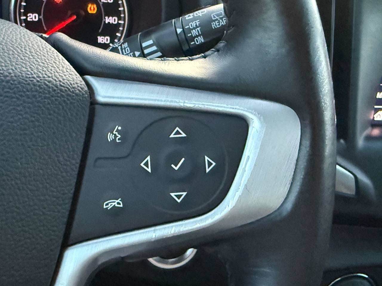 Used 2020 GMC Terrain SLE w/ Driver Convenience Package FWD image 40