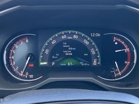 Used 2023 Toyota RAV4 XLE image 24